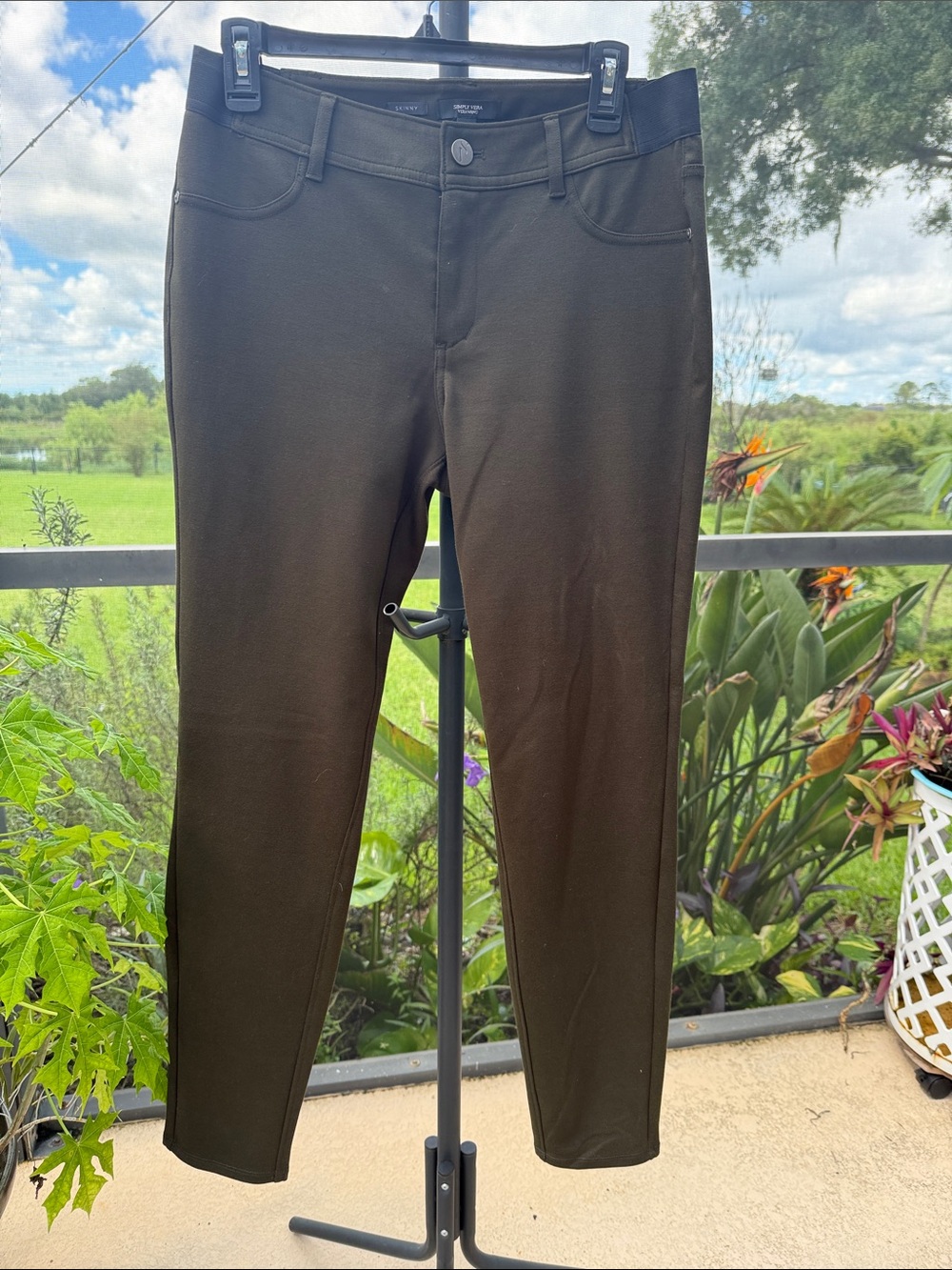 Vera Wang Dark Olive Skinny Ponte Pants